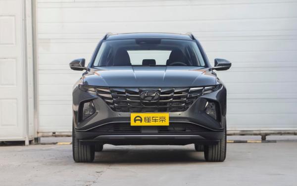 第五代途勝L,除了燈光漂亮,動力也拔尖,跑山路不飄 第五代途勝L,除了燈光漂亮,動力也拔尖,跑山路不飄