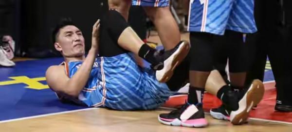 3訊息!CBA悍將打松4顆牙,王晗跪地執教,遼寧迎來生死戰 3訊息!CBA悍將打松4顆牙,王晗跪地執教,遼寧迎來生死戰