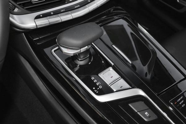 車長近5米，搭載1.5T插電式混動，售價16.98萬，體驗博瑞ePro