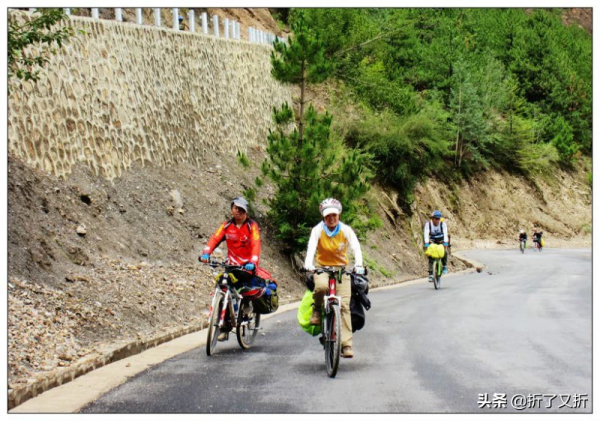 一個女子10年騎行故事42┃如美-榮許，驚險的下坡，升級的輩份