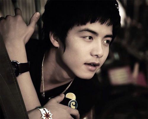 這6個明星明明是純天然，卻像極了整容臉，你看走眼幾個？