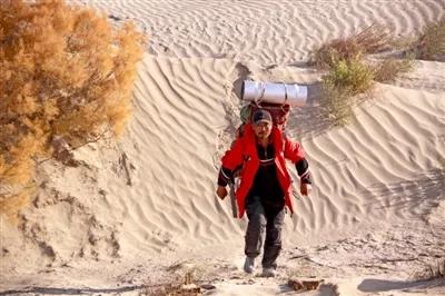 雷殿生:成為自唐朝以來首次走出羅布泊的人,後把經歷出書獲大賣 雷殿生:成為自唐朝以來首次走出羅布泊的人,後把經歷出書獲大賣