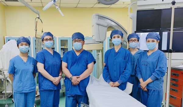 心亂如麻 何以解憂—— 我院臨時起搏器+希氏束起搏手術成功實施