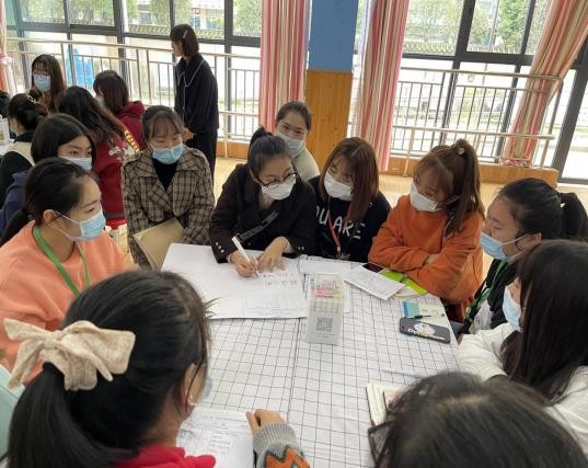 【校園動態】遊戲促進社會交往,教研提升觀察能力——新都區學前教育教研聯組(社會組)2021年第3次活動 【校園動態】遊戲促進社會交往,教研提升觀察能力——新都區學前教育教研聯組(社會組)2021年第3次活動