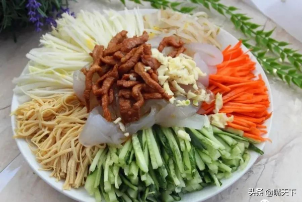 2022舌尖上的年味之東北人家的年夜飯一，整完這桌菜，老長臉了