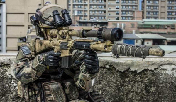 海豹部隊隊長繩降時摔死,美軍精銳為何如此不堪,黑鷹墜落重演? 海豹部隊隊長繩降時摔死,美軍精銳為何如此不堪,黑鷹墜落重演?