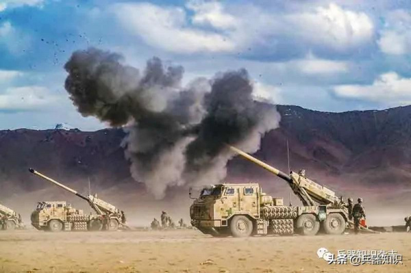 “戰神”怒吼震崑崙 新疆軍區某團新裝備首次高原實彈射擊演練