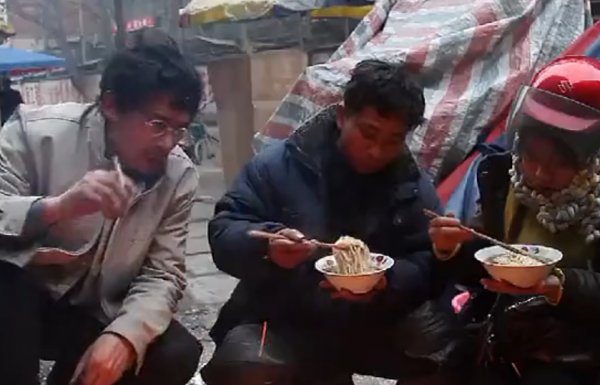 騎摩托橫跨4省全程1350公里回家過年是什麼感覺，這紀錄片告訴你