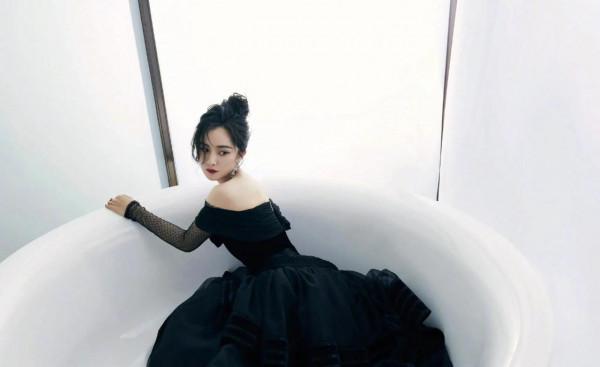 楊冪趙麗穎迪麗熱巴劉詩詩楊穎超仙禮服造型，你最pick誰？