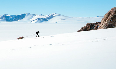 馮靜：遠征“難抵極”的中國姑娘