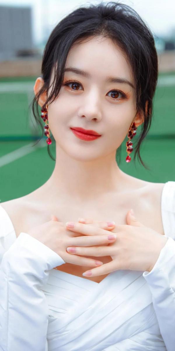 高畫質桌布｜自信優雅趙麗穎