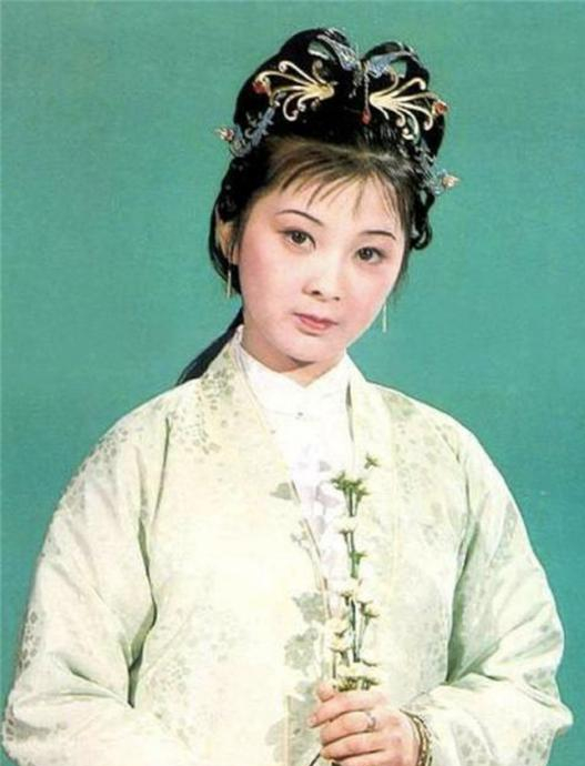 林黛玉原型:差點嫁給雍正成皇妃,與曹雪芹青梅竹馬卻被流言所害 林黛玉原型:差點嫁給雍正成皇妃,與曹雪芹青梅竹馬卻被流言所害