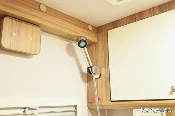 適合年輕人創業的房車!可2人舒適旅行,車內還有獨立辦公室? 適合年輕人創業的房車!可2人舒適旅行,車內還有獨立辦公室?