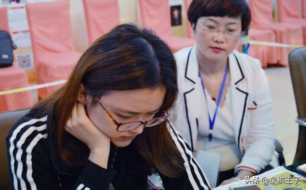 王天一式難題強解，唐丹豪取八連勝，御林軍女隊半程冠軍勇衝六霸