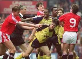 新聞足球記憶:足壇十大群毆事件 新聞足球記憶:足壇十大群毆事件