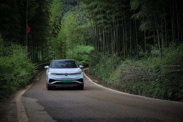 開著電車ID.4 X跑皖南川藏線：不一樣的電車，不一樣的體驗