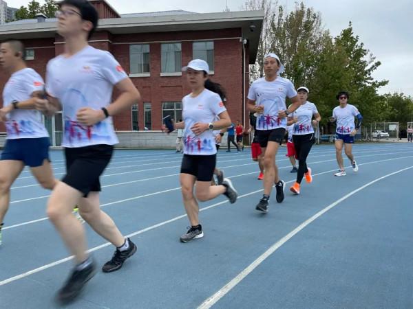 這4個方面來看，慢跑比快跑更具備鍛鍊意義