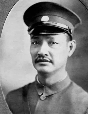 四野兵臨城下,蔣軍要求起義,我軍政委搖頭:你們只能投降 四野兵臨城下,蔣軍要求起義,我軍政委搖頭:你們只能投降