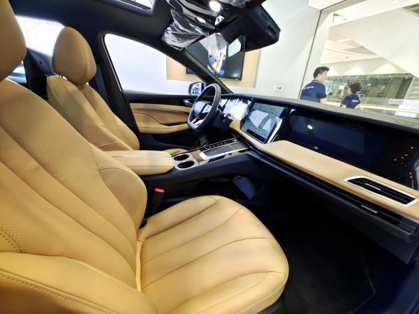 內飾科技感強 實拍天際ME7 售價26.98萬元實力如何? 內飾科技感強 實拍天際ME7 售價26.98萬元實力如何?