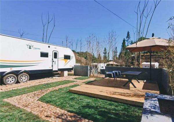 普洱倚象山半山酒店，雲海之上的“人間仙境”