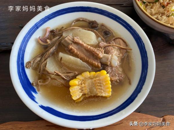 我家高中生最饞這道懶人燜飯，飯菜一鍋出，營養又好吃，做法簡單