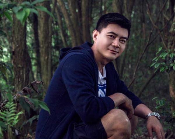 孝順的王新軍:弟弟和父親相繼離世,他陪母親熬過痛苦期 孝順的王新軍:弟弟和父親相繼離世,他陪母親熬過痛苦期