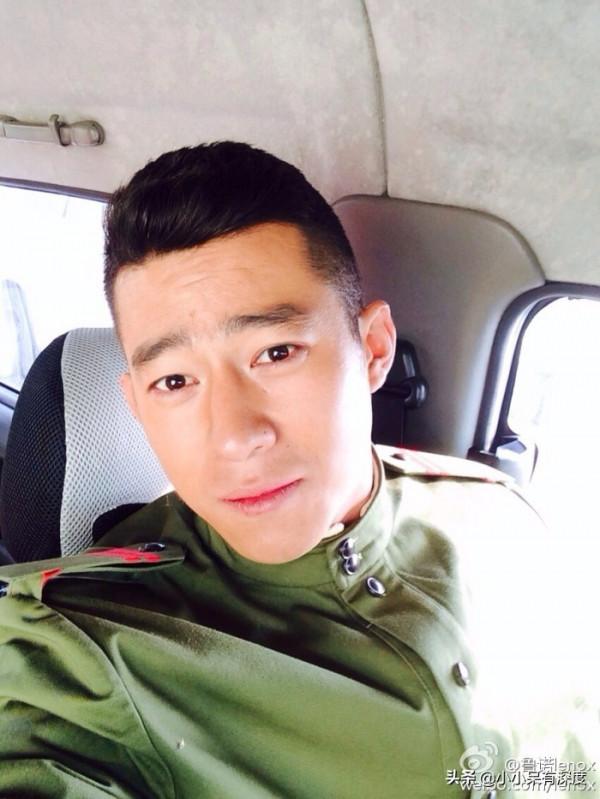 《親愛的孩子們》的男主魯諾，長得挺帥的！他是一名中德混血兒？