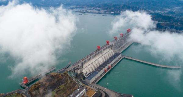 “綠色電力”搶佔市場風口！20家機構扎堆的低估值電力股出爐