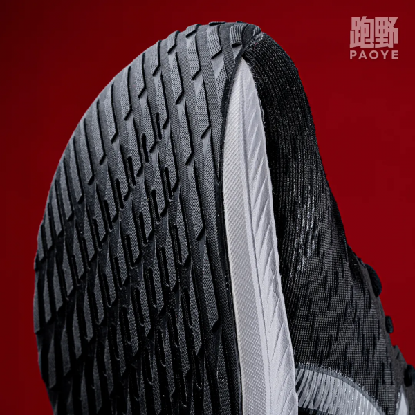 開箱 Vol22005｜混血魔術師 ASICS Magic Speed