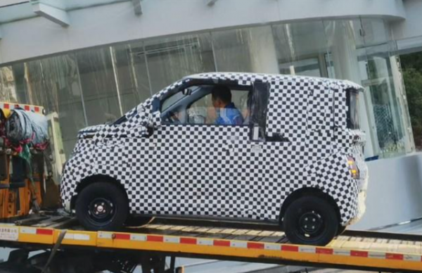 美的加入造芯陣營；恆馳首款汽車正式下線；比亞迪無人車走出國門