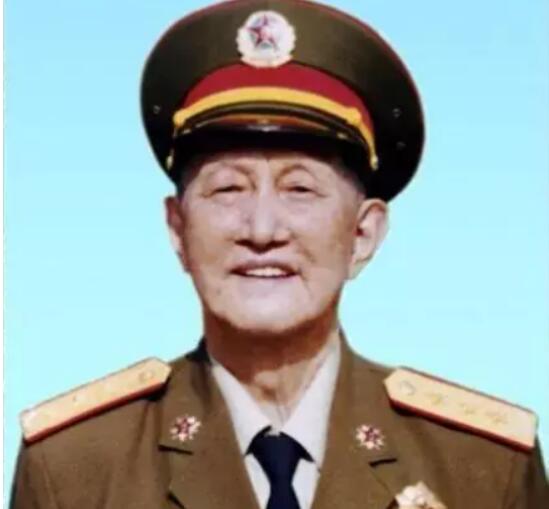 洪學智回憶45年12月被林彪任命為鐵路司令員