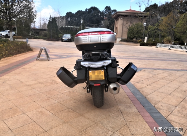 國產“小金翼”——貝納利超公升級豪華旅行車1200GT試駕感受