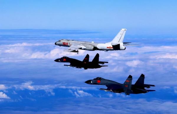 12月13日，國家公祭日勿忘國恥；臺軍腦補大陸攻臺；天災橫掃美國