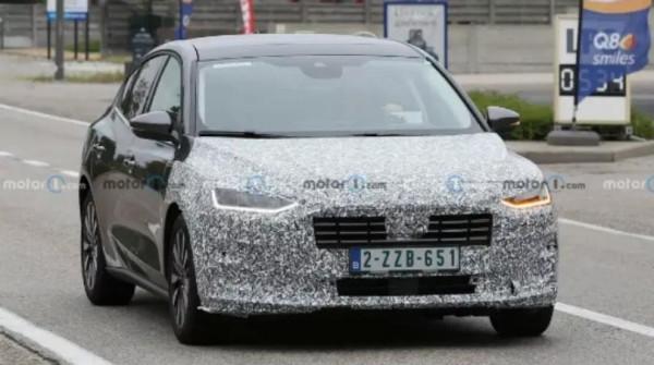 本田中國將釋出電動化戰略；長城全新皮卡諜照圖曝光