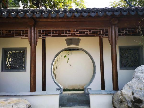 藏在莊裡的蘇式園林景 藏在莊裡的蘇式園林景