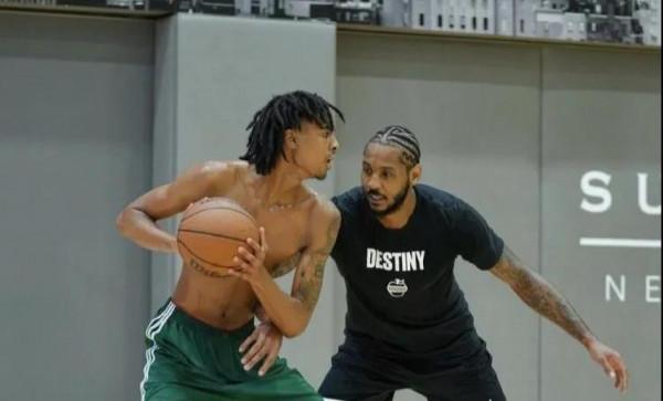 模板杜蘭特!狀元熱門!在高中時呼風喚雨的貝茨,在NCAA表現怎樣 模板杜蘭特!狀元熱門!在高中時呼風喚雨的貝茨,在NCAA表現怎樣