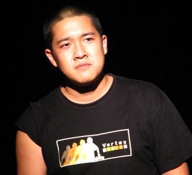 張博宇：我親爸是張豐毅從小拋棄我，我繼父是孫海英給了我父愛