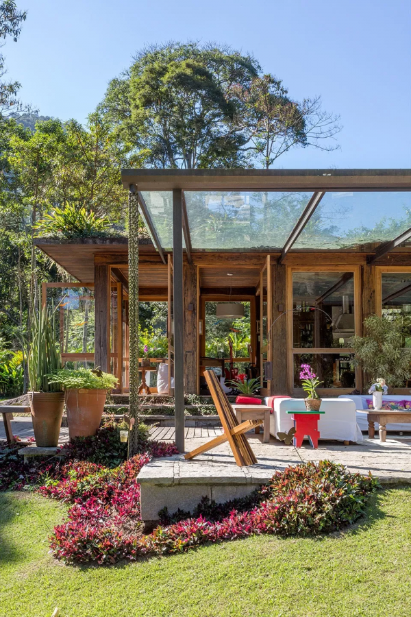 等有錢了，一定要回到鄉村，蓋一個有歸屬感的房子