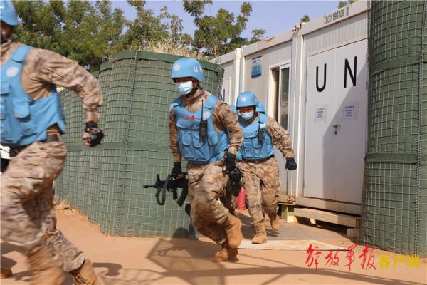 各部隊新年度軍事訓練高起點展開