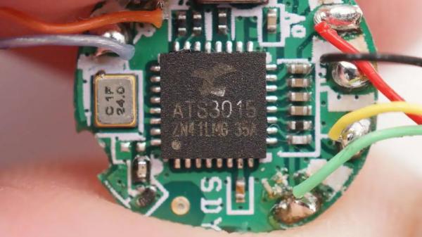 摩托羅拉真無線耳機內建炬芯ATS3015藍芽音訊晶片 摩托羅拉真無線耳機內建炬芯ATS3015藍芽音訊晶片