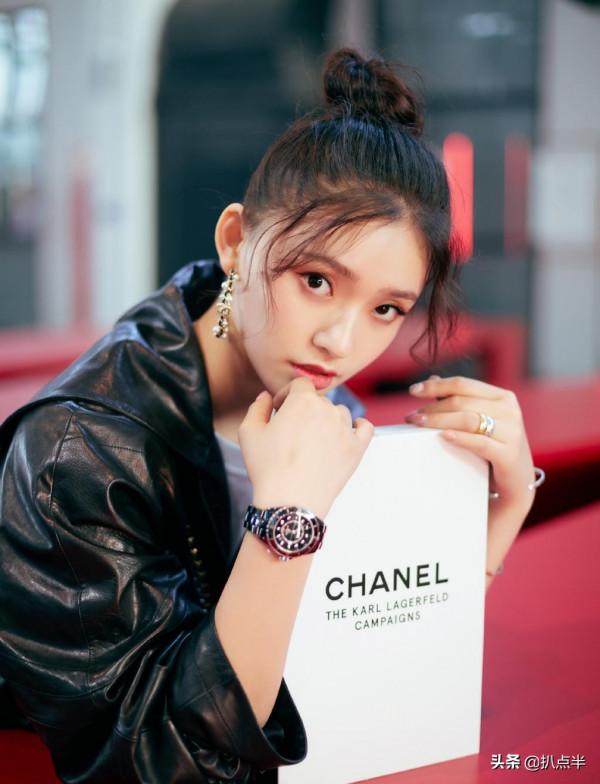 五朵“自毀前程”的95後小花，各有各的“作法”