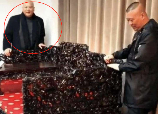 林允做手機殼被贊“藝術家”？娛樂圈真正的手藝人要忍不住了