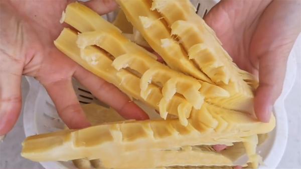 這7種曬乾更香的廉價蔬菜，冬天燉肉特過癮，太香了，放1年也不壞