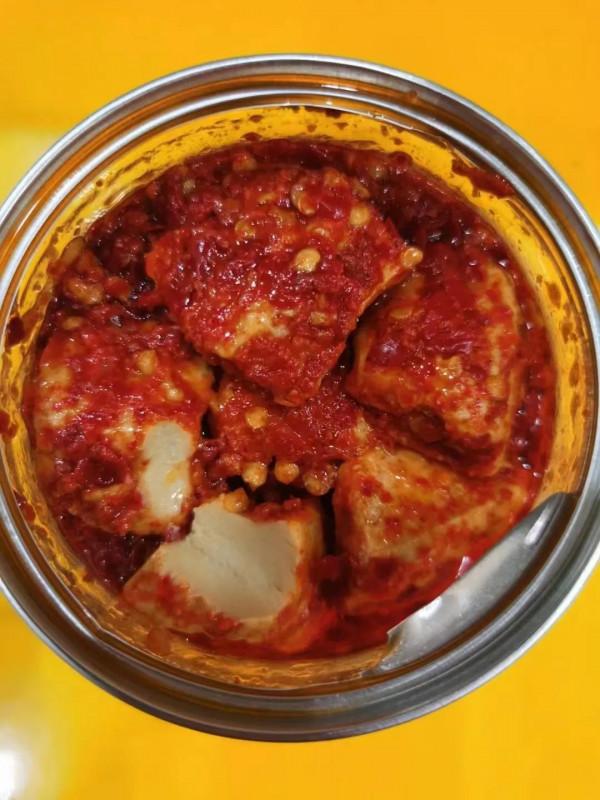 舌尖上的美味——剁辣椒、蘿蔔丁、臘肉、香腸、黴豆腐 舌尖上的美味——剁辣椒、蘿蔔丁、臘肉、香腸、黴豆腐