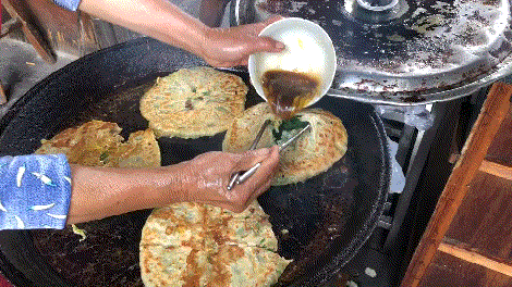 凌晨就開始喝早茶的小縣城,比廣東猛多了 凌晨就開始喝早茶的小縣城,比廣東猛多了