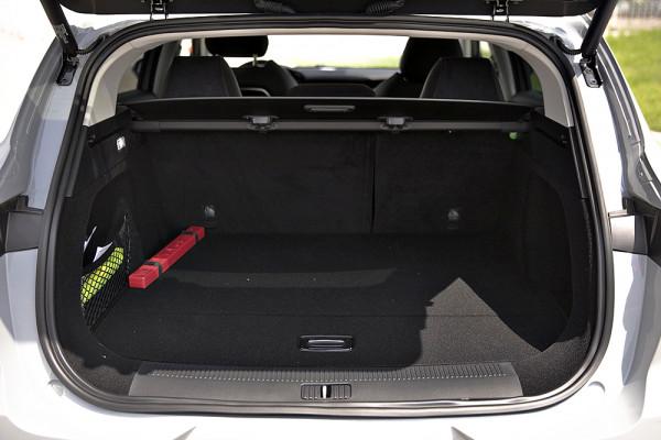 智駕開箱丨底盤和操控是給我最大的驚喜,場地試駕上汽R汽車MARVEL R 智駕開箱丨底盤和操控是給我最大的驚喜,場地試駕上汽R汽車MARVEL R