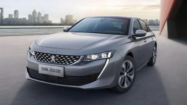 冷門中型轎車卻不冷,空間大、配置高,油耗還低 冷門中型轎車卻不冷,空間大、配置高,油耗還低