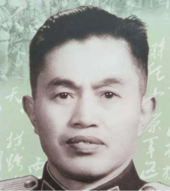 皮定均視察妙通塔，一士兵當面罵道“皮老驢”，皮：你認識皮老驢