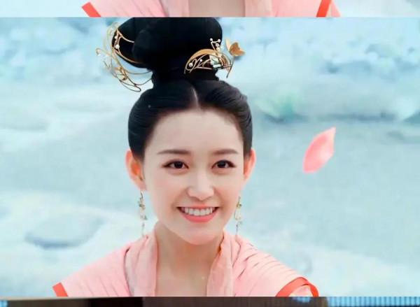 張子楓古裝小家碧玉最美，歐陽娜娜不敵國民妹妹？有圖有真相