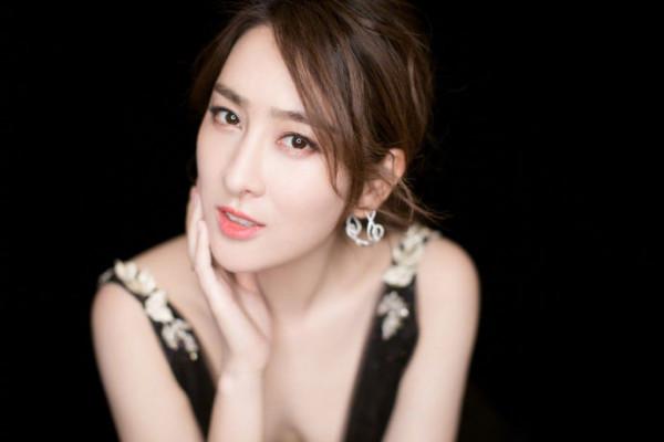 風光時是姐妹,落魄時是路人?這4對塑膠姐妹恐怕永遠不會再和好 風光時是姐妹,落魄時是路人?這4對塑膠姐妹恐怕永遠不會再和好